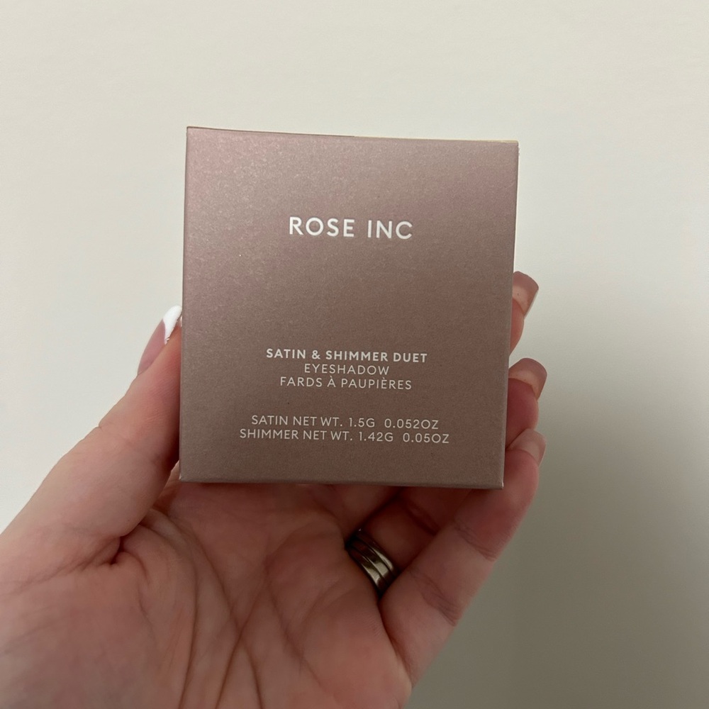 🎉HOST PICK🎉 BNIB Rose Inc Satin and Shimmer Duet eyeshadow